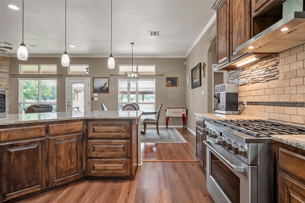 1117 Downsville Road Robinson, TX 76706