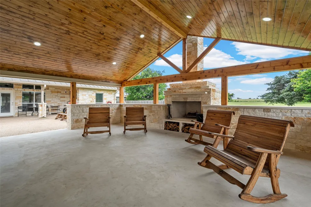1117 Downsville Road Robinson, TX 76706