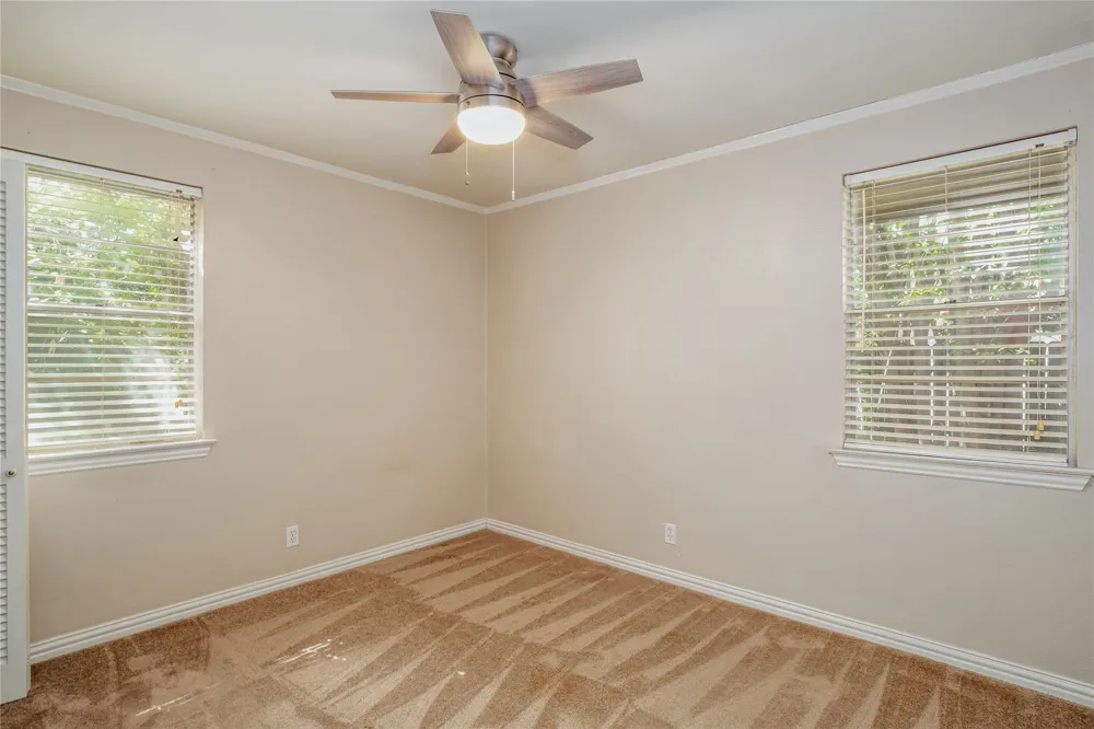 1206 Farnham Court E Irving, TX 75062