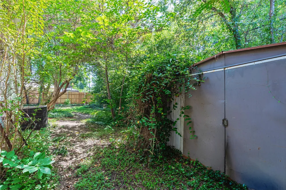 1206 Farnham Court E Irving, TX 75062