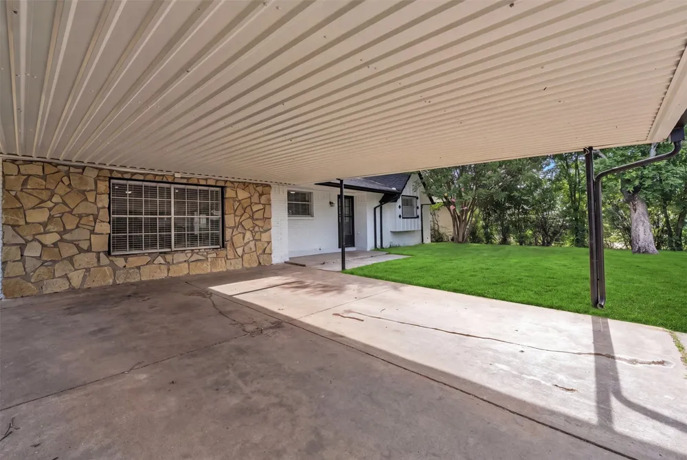 3407 NE 10th Street Mineral Wells, TX 76067