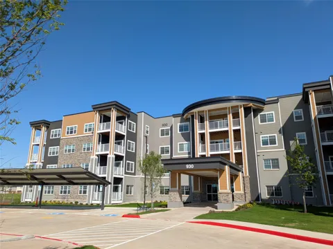 930 Stockton Drive #109