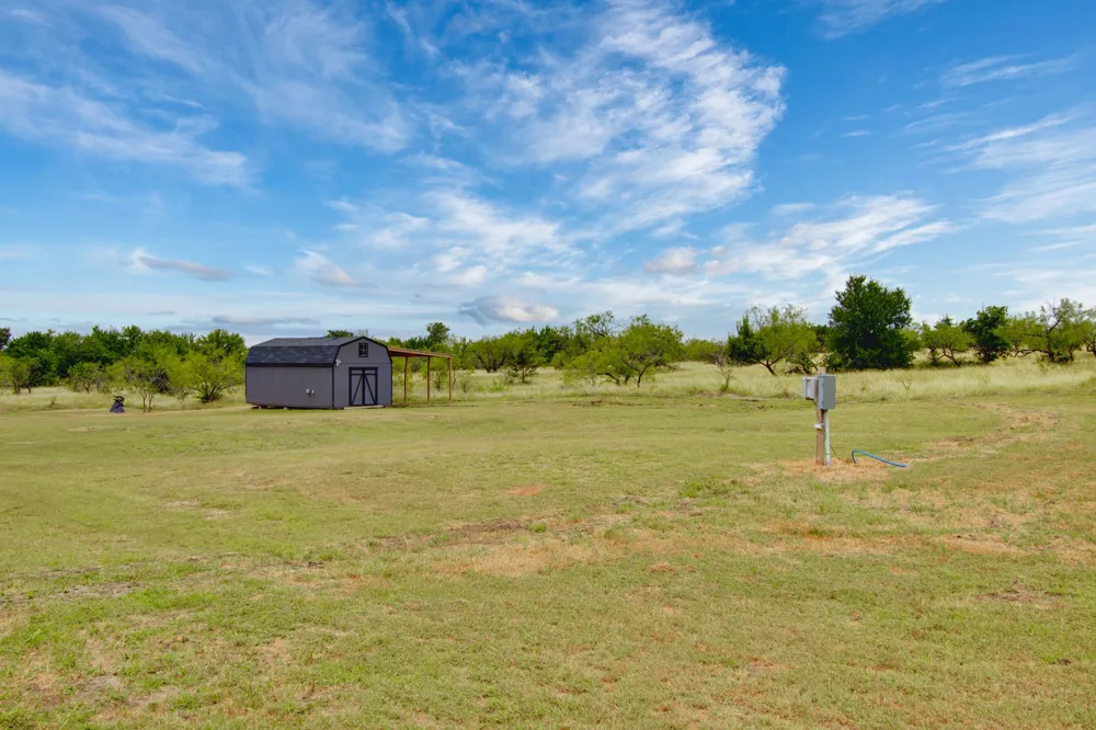 Private Road 350 Hubbard, TX 76648