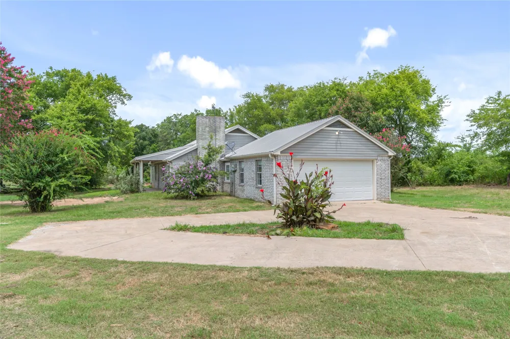 257 Private Rd 7219 Wills Point, TX 75169