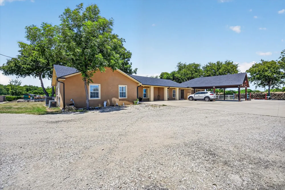 7725 FM 2164 Sanger, TX 76266