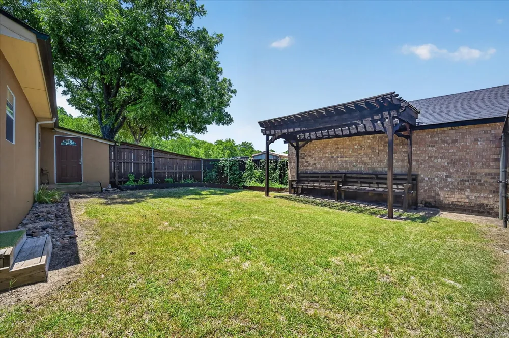 7725 FM 2164 Sanger, TX 76266