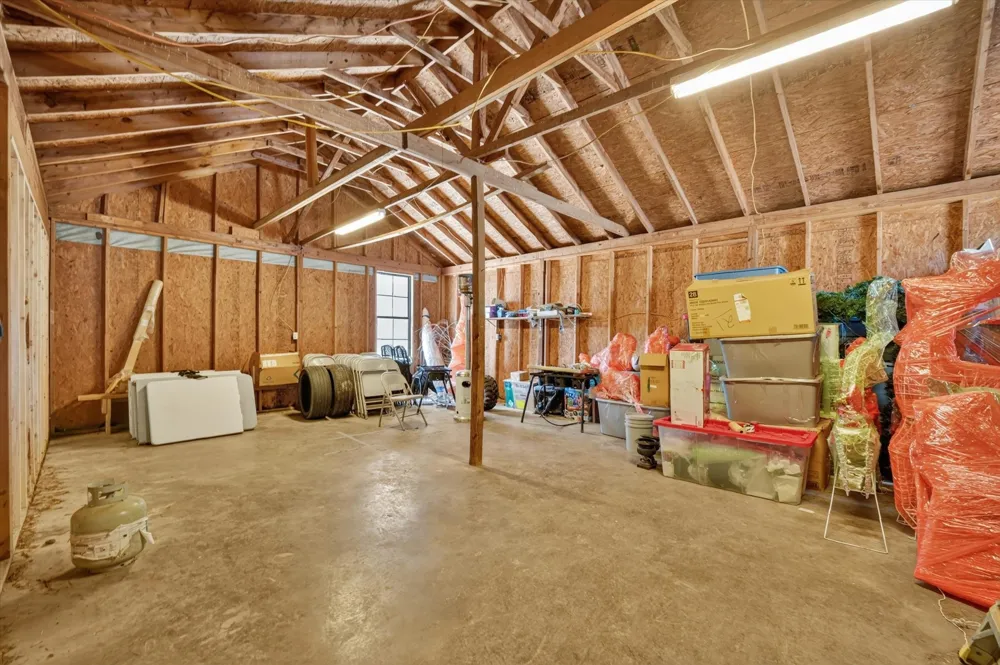 7725 FM 2164 Sanger, TX 76266