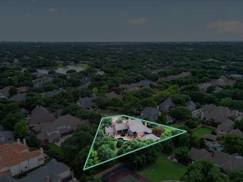 5201 Windjammer Road Plano, TX 75093