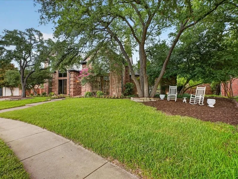 5201 Windjammer Road Plano, TX 75093