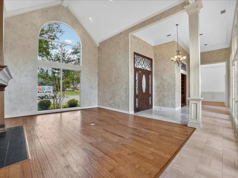 5201 Windjammer Road Plano, TX 75093
