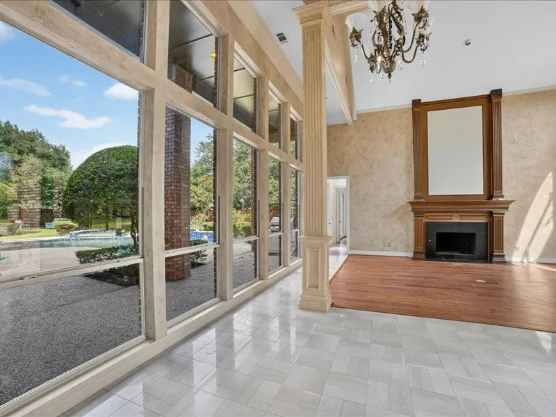 5201 Windjammer Road Plano, TX 75093