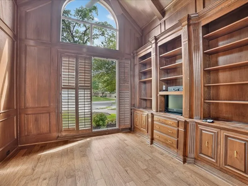 5201 Windjammer Road Plano, TX 75093