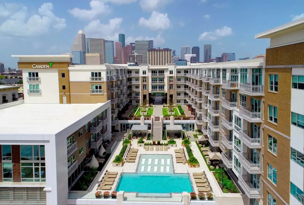 2727 Travis Street #832 Houston, TX 77006