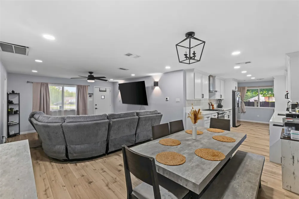 8128 Newman Drive North Richland Hills, TX 76180