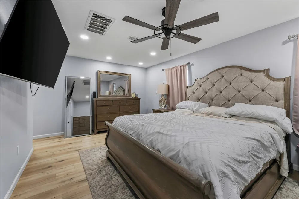 8128 Newman Drive North Richland Hills, TX 76180