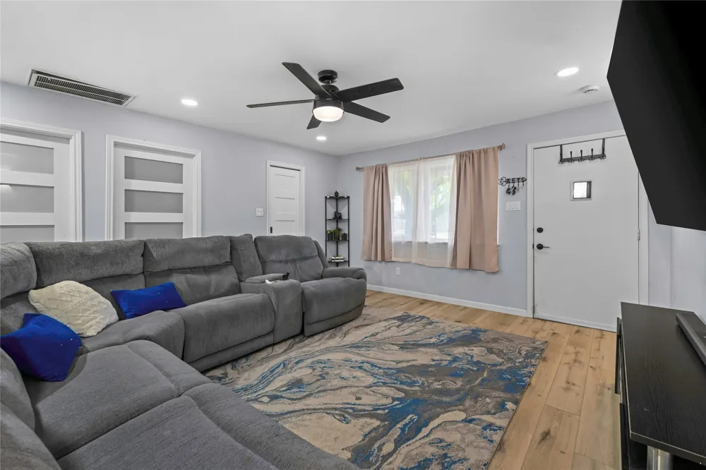 8128 Newman Drive North Richland Hills, TX 76180