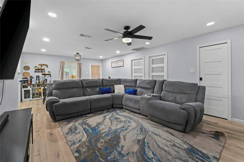 8128 Newman Drive North Richland Hills, TX 76180