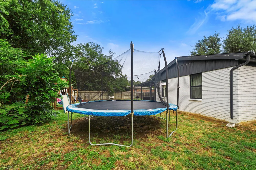 8128 Newman Drive North Richland Hills, TX 76180