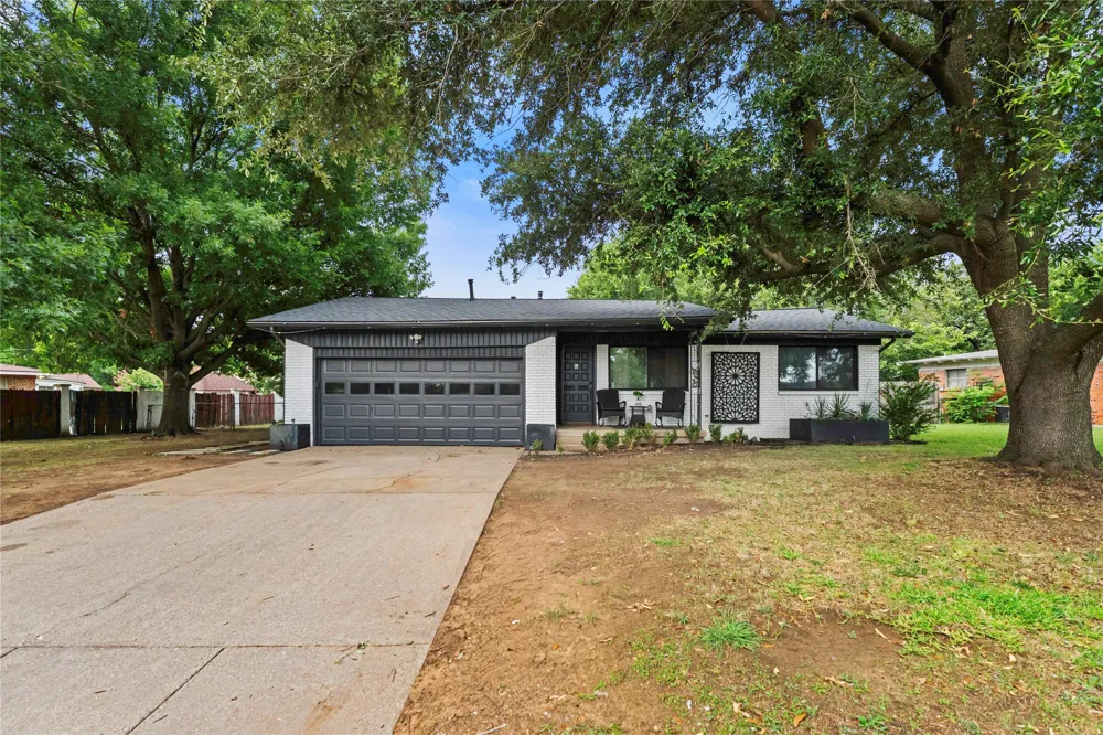 8128 Newman Drive North Richland Hills, TX 76180