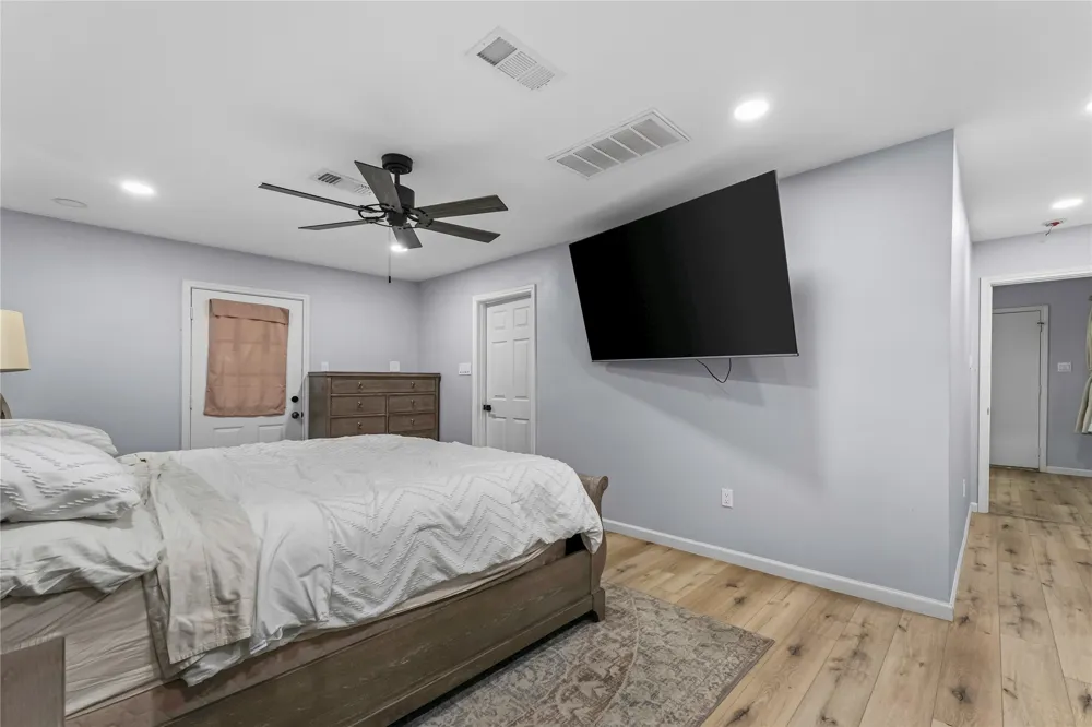 8128 Newman Drive North Richland Hills, TX 76180