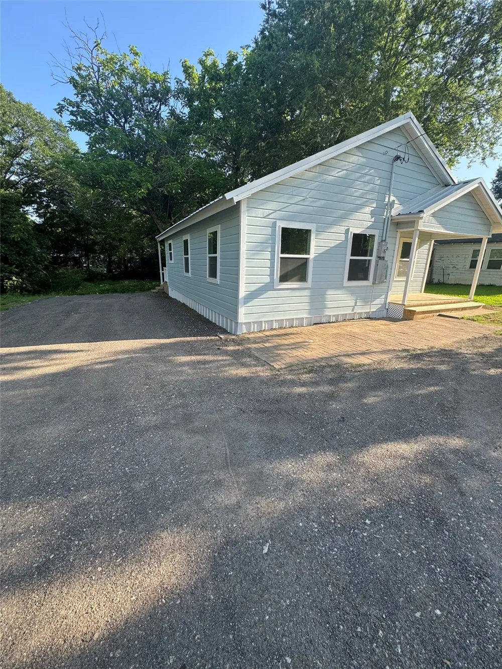 606 W Wolfe Street Grand Saline, TX 75140