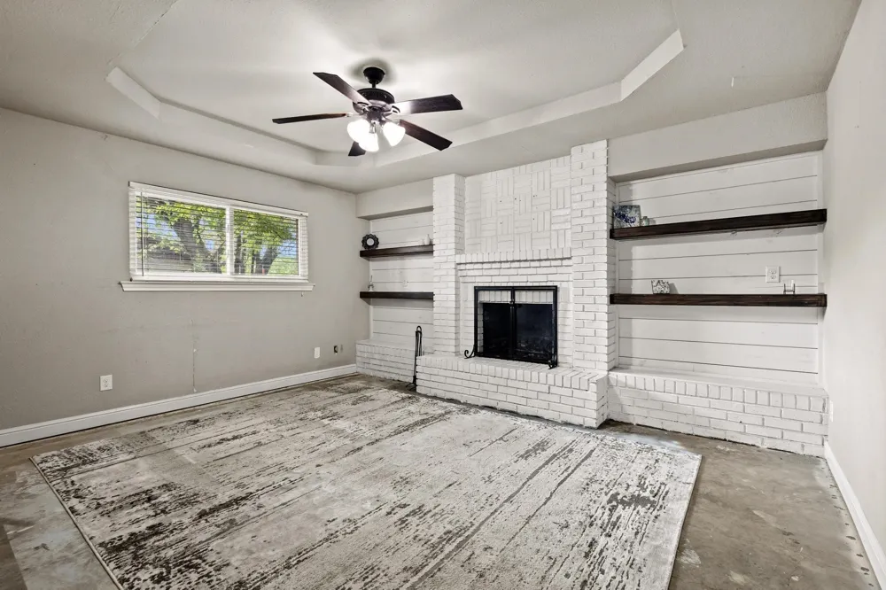 878 Main Drive Van Alstyne, TX 75495