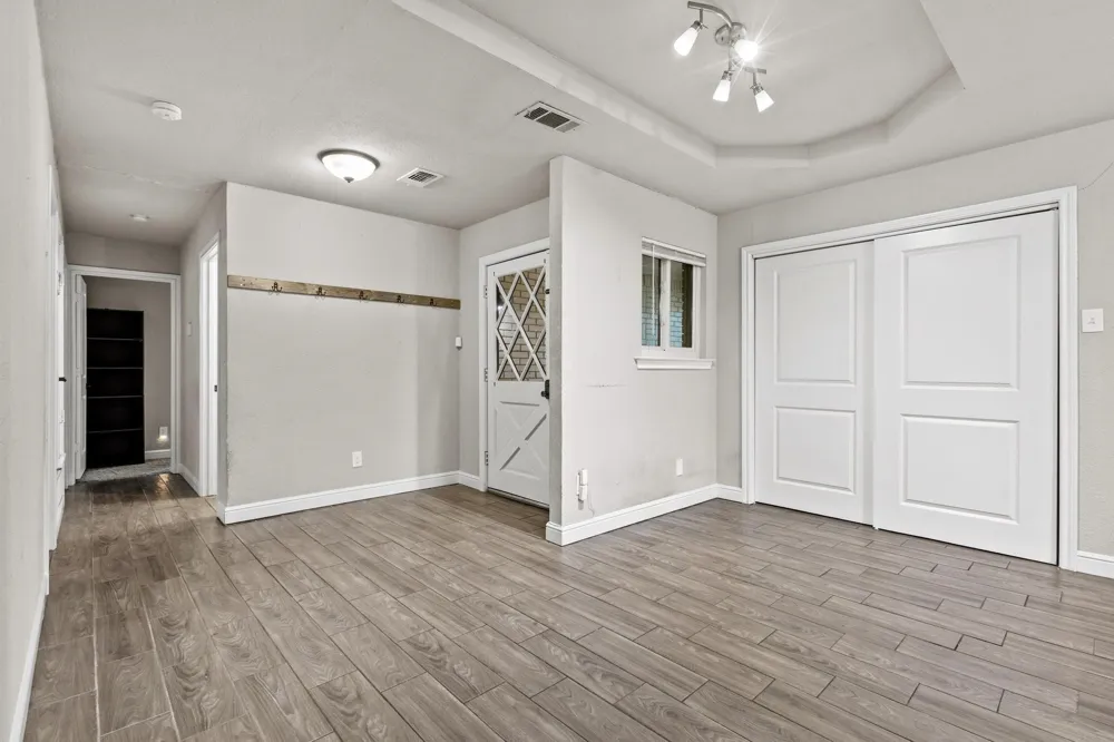 878 Main Drive Van Alstyne, TX 75495