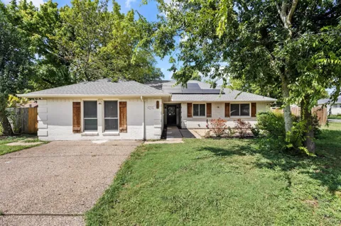 878 Main Drive
