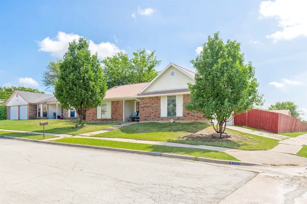 6500 Hughes Drive Watauga, TX 76148