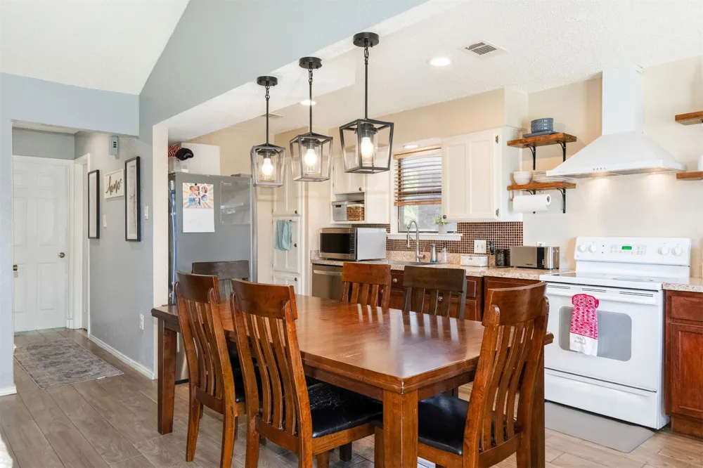 6500 Hughes Drive Watauga, TX 76148