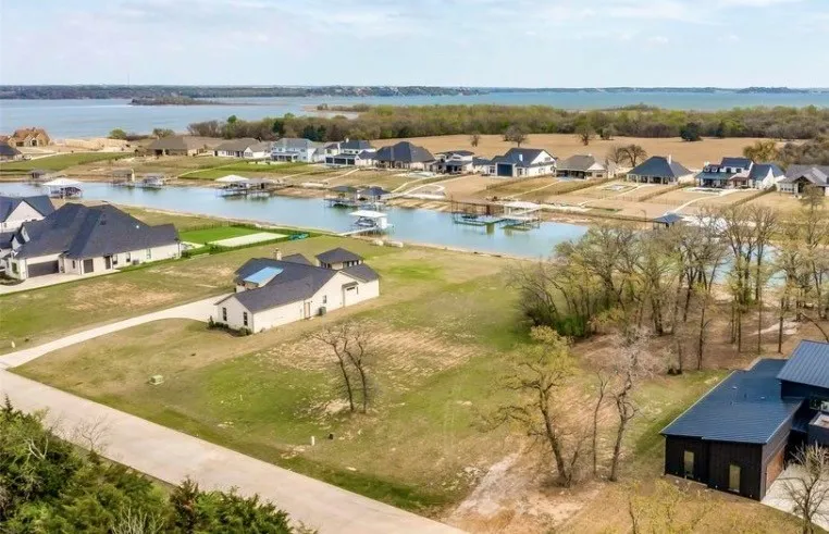 1540 Laguna Bay Drive Pelican Bay, TX 76020
