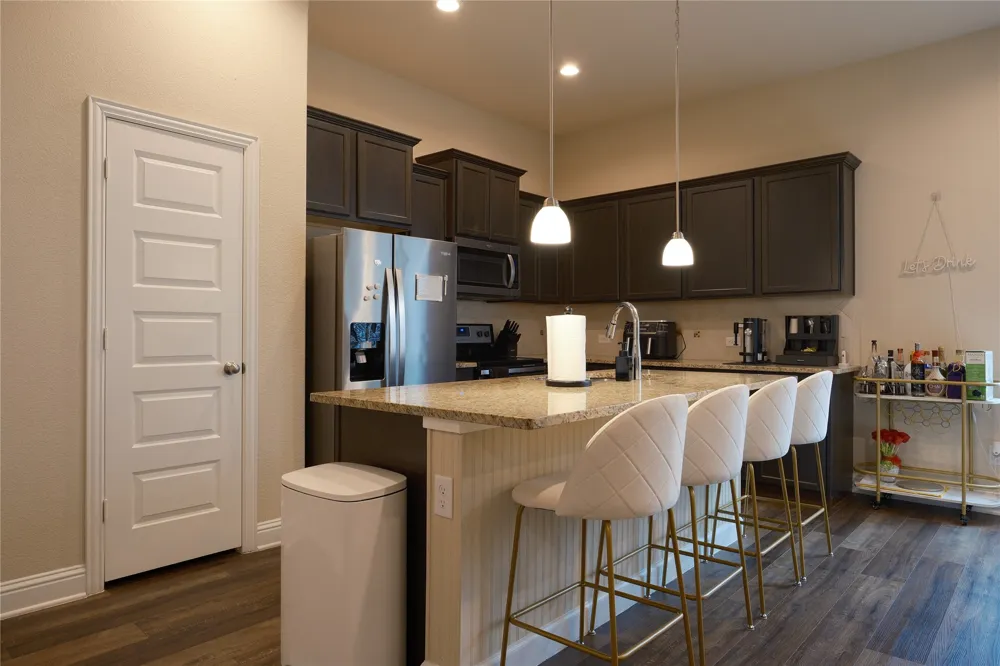 1936 Bel Air Drive Arlington, TX 76010