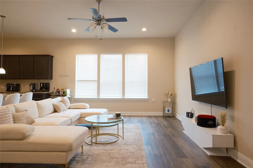 1936 Bel Air Drive Arlington, TX 76010