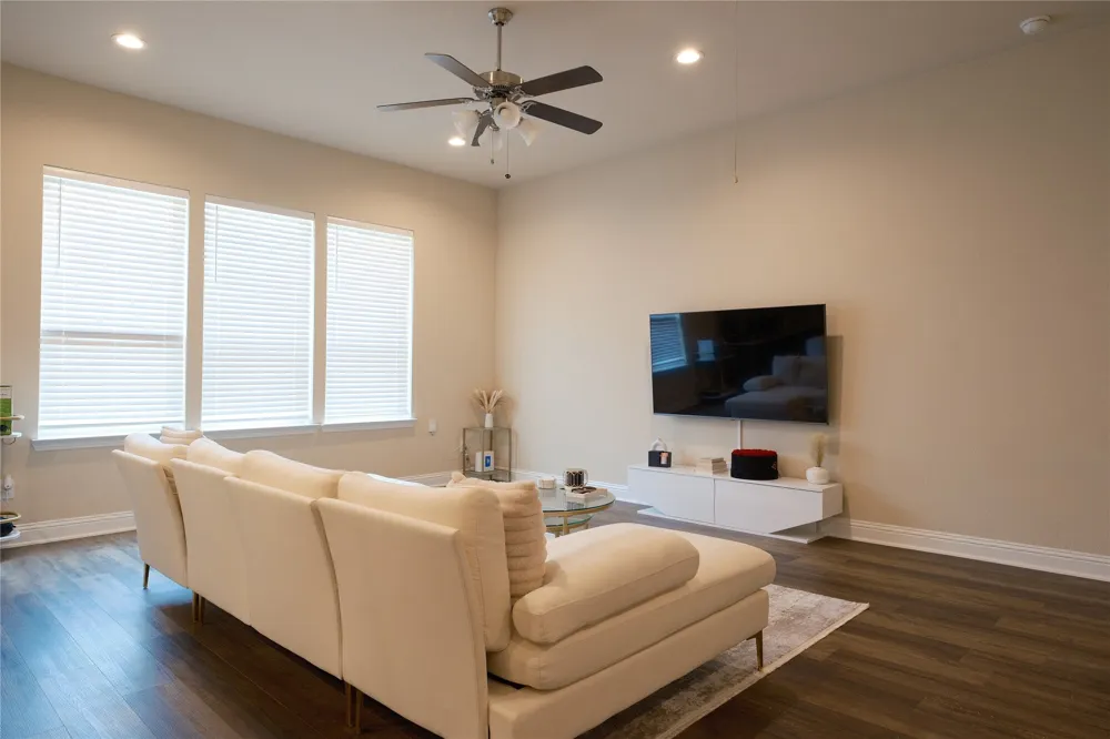 1936 Bel Air Drive Arlington, TX 76010