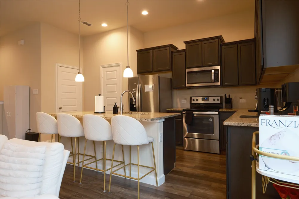 1936 Bel Air Drive Arlington, TX 76010
