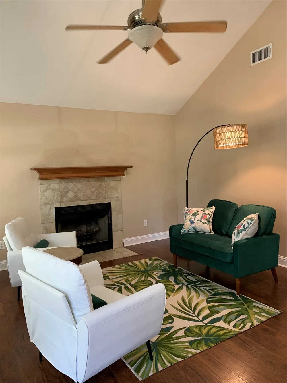 411 Cimarron Trail Holly Lake Ranch, TX 75765
