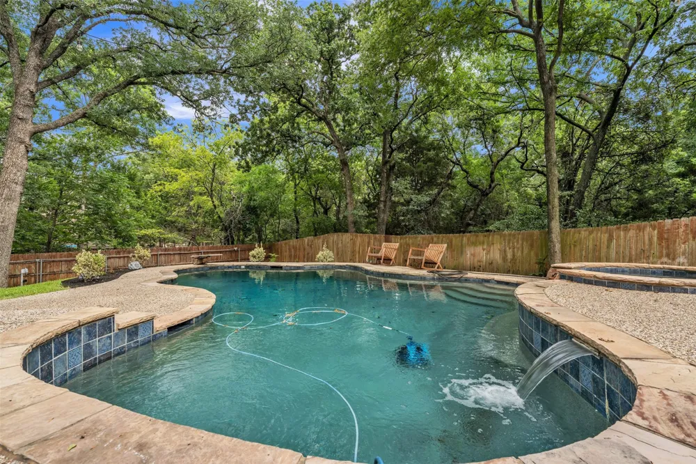 2417 Bonham Trail Grapevine, TX 76051