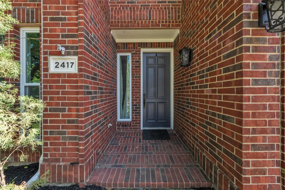 2417 Bonham Trail Grapevine, TX 76051