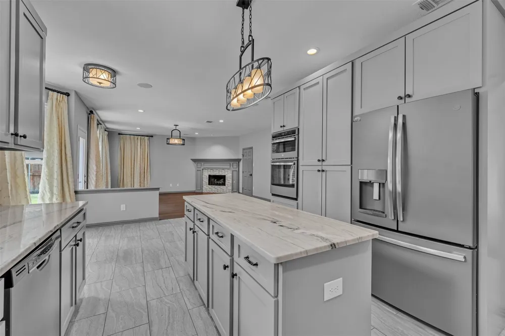 2417 Bonham Trail Grapevine, TX 76051