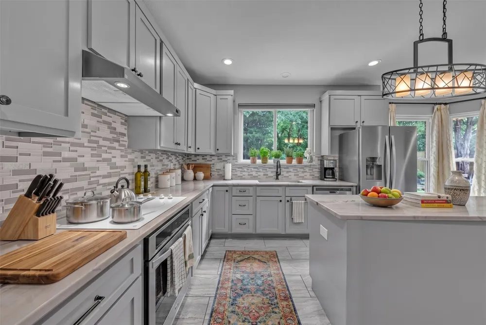 2417 Bonham Trail Grapevine, TX 76051