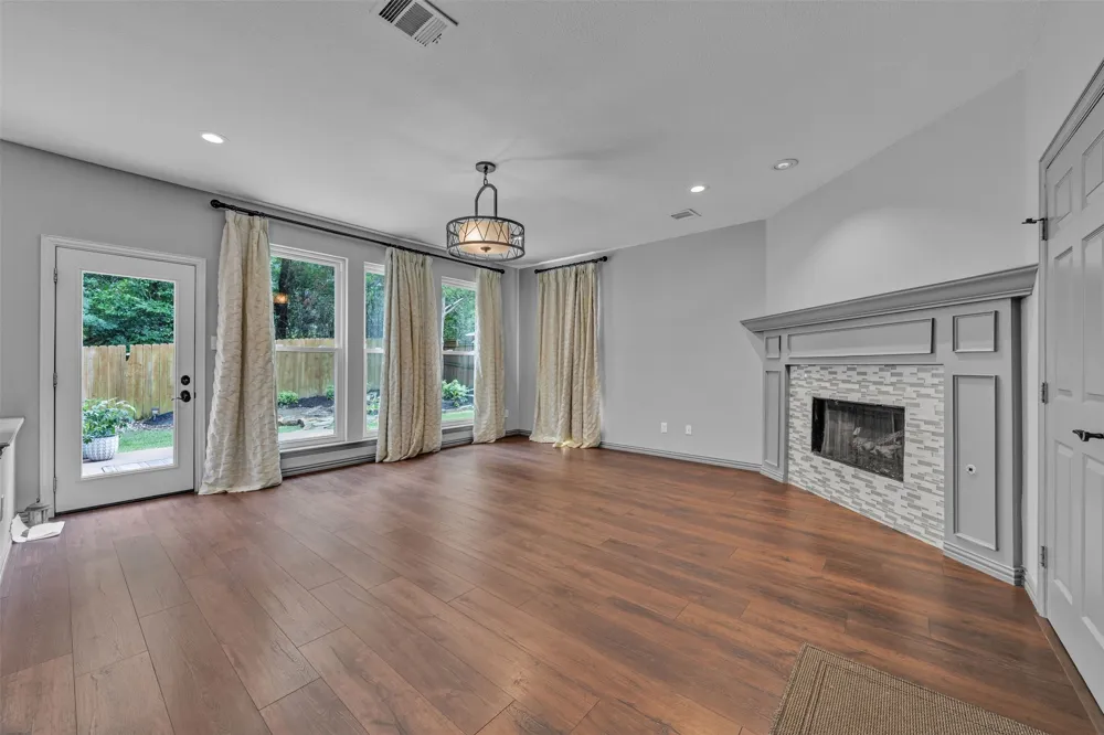 2417 Bonham Trail Grapevine, TX 76051