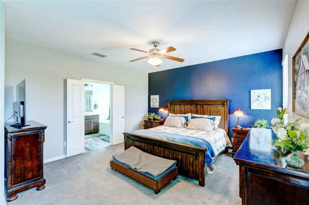1201 Meadowlakes Azle, TX 76020