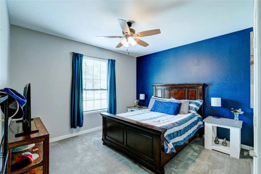 1201 Meadowlakes Azle, TX 76020