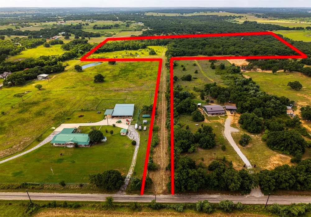 1475 County Road 3838 Bridgeport, TX 76426