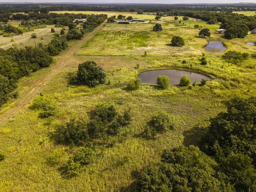 1475 County Road 3838 Bridgeport, TX 76426