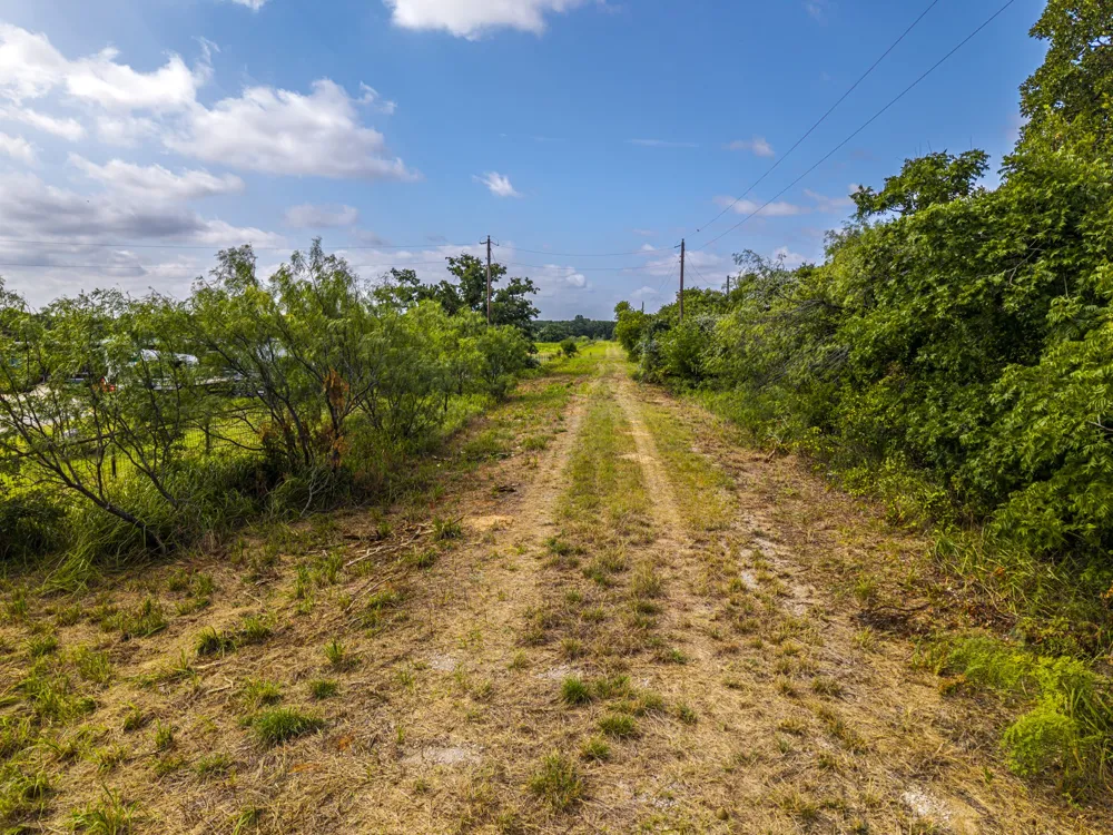 1475 County Road 3838 Bridgeport, TX 76426