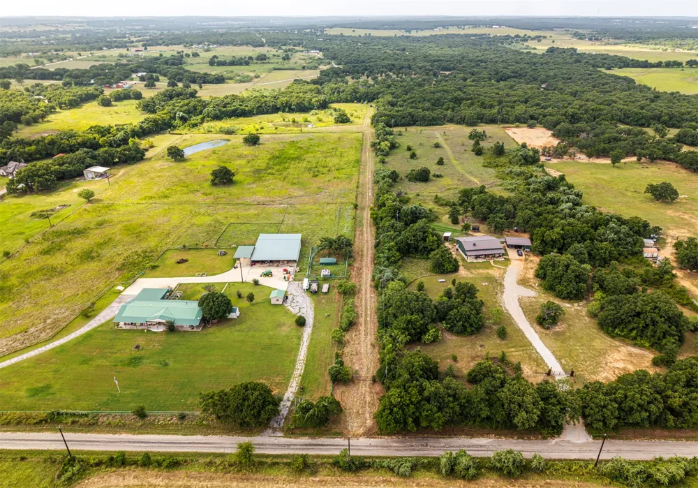1475 County Road 3838 Bridgeport, TX 76426