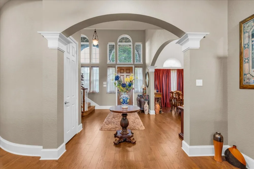 2201 Somerset Midlothian, TX 76065