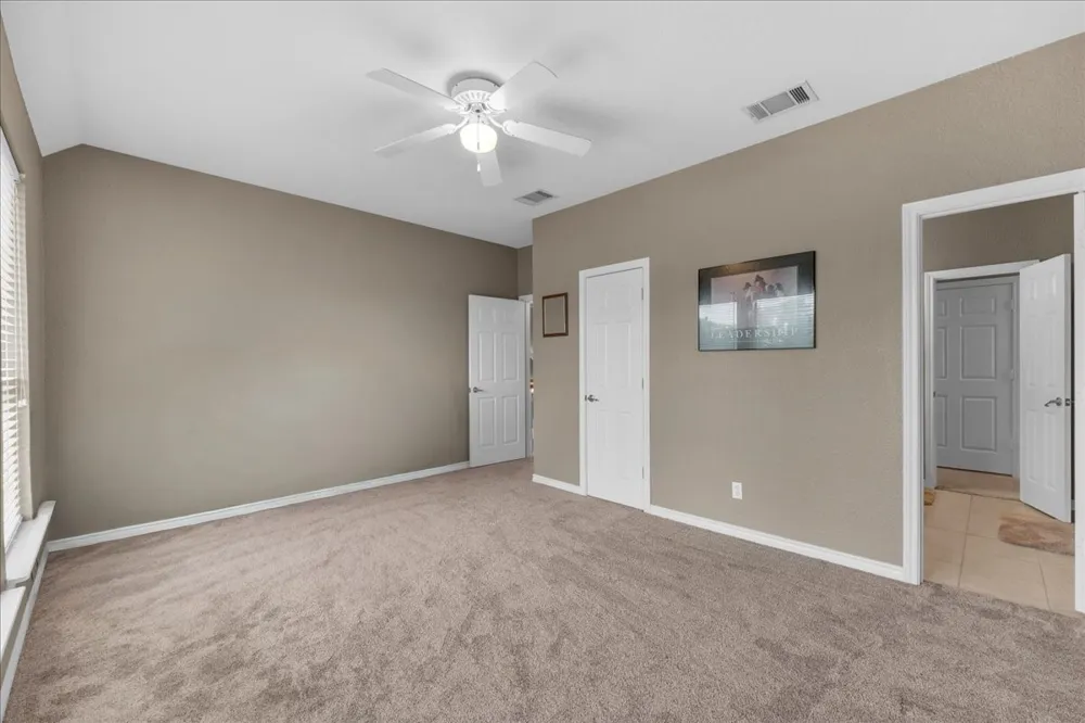 2201 Somerset Midlothian, TX 76065