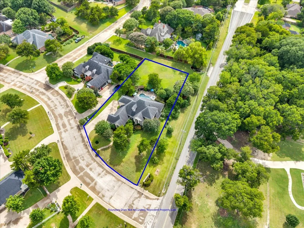 2201 Somerset Midlothian, TX 76065